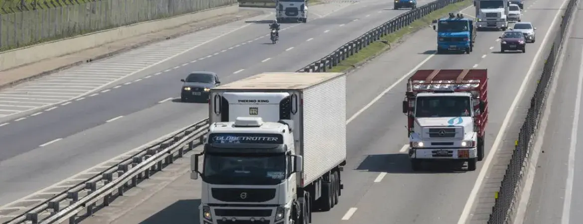 Roubo de cargas: como enfrentar esse problema nos pontos de coleta e descarga